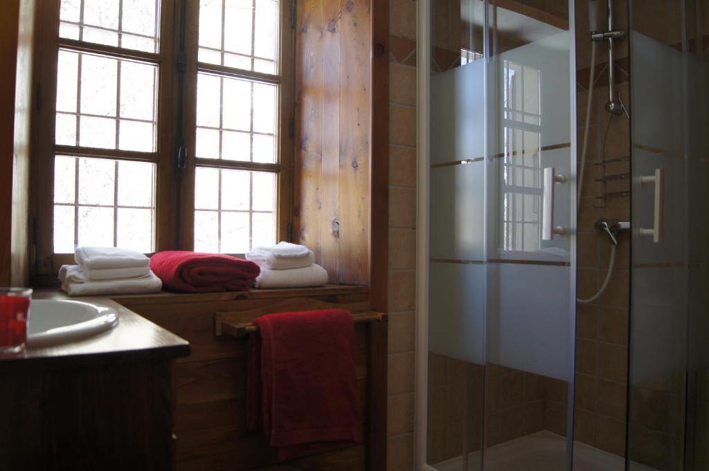 Chalet Lavis Trafford Bed and Breakfast Bramans Rum bild