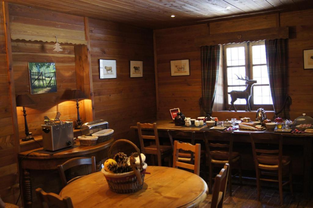 Chalet Lavis Trafford Bed and Breakfast Bramans Exteriör bild